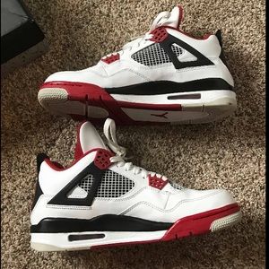 Jordan 4 Retro Fire Red 2012 M10 W11.5 With Box!